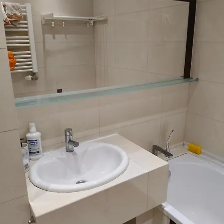 Abbey Homestay Δωμάτια σε οικογενειακή κατοικία *